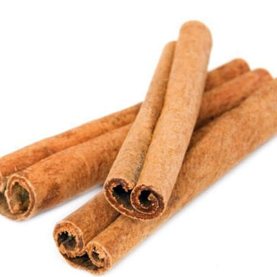 Cinnamon sticks 10g කුරැදු පොදු கருவப்பட்டை